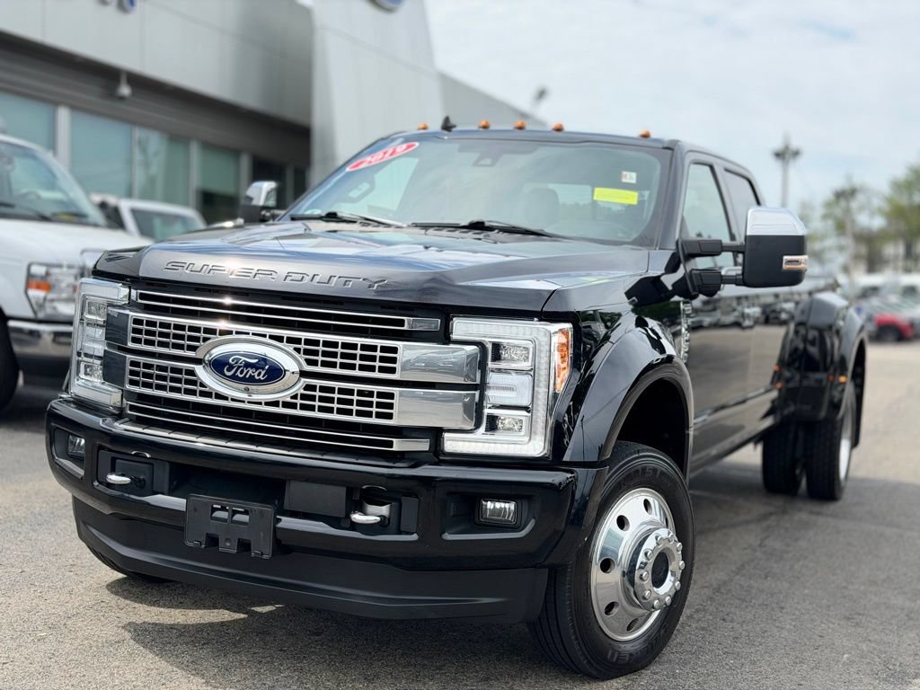 Certified 2019 Ford F450 Platinum w/ Platinum Ultimate Package