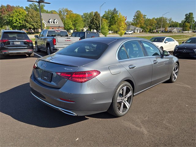 Used 2024 Mercedes-Benz C 300 4MATIC Sedan image 3