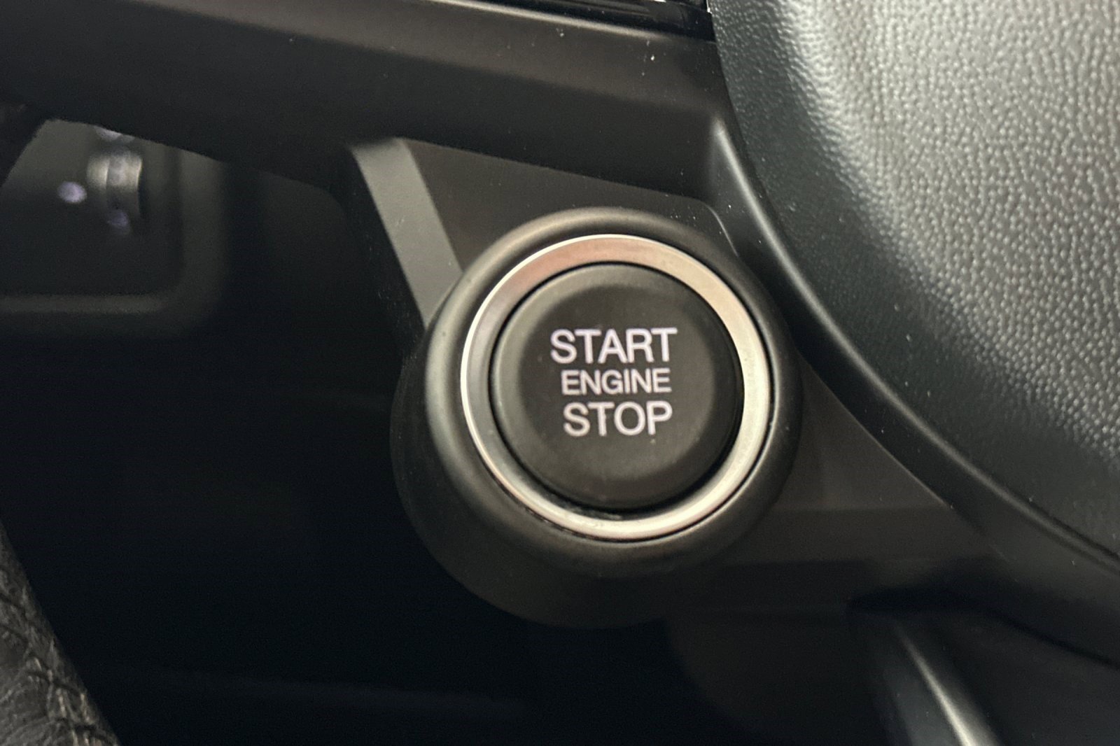 Used 2022 Alfa Romeo Stelvio Ti image 33