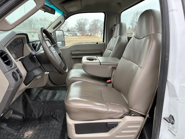 Used 2008 Ford F350 XL image 10