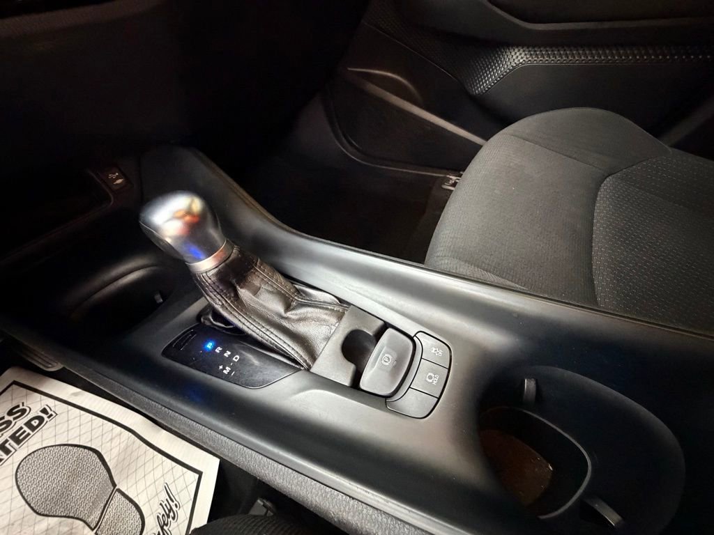 Used 2019 Toyota C-HR LE FWD image 19