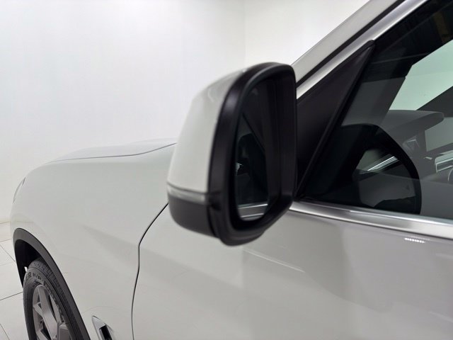 Certified 2024 BMW X3 xDrive30i w/ Convenience Package AWD/4WD image 9