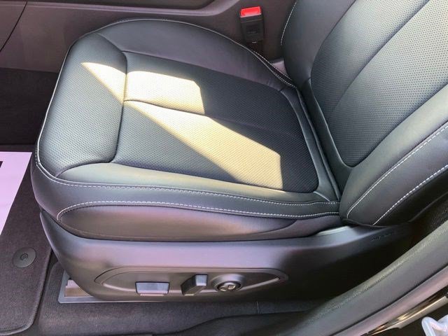 New 2026 Jeep Grand Cherokee Limited AWD/4WD image 11