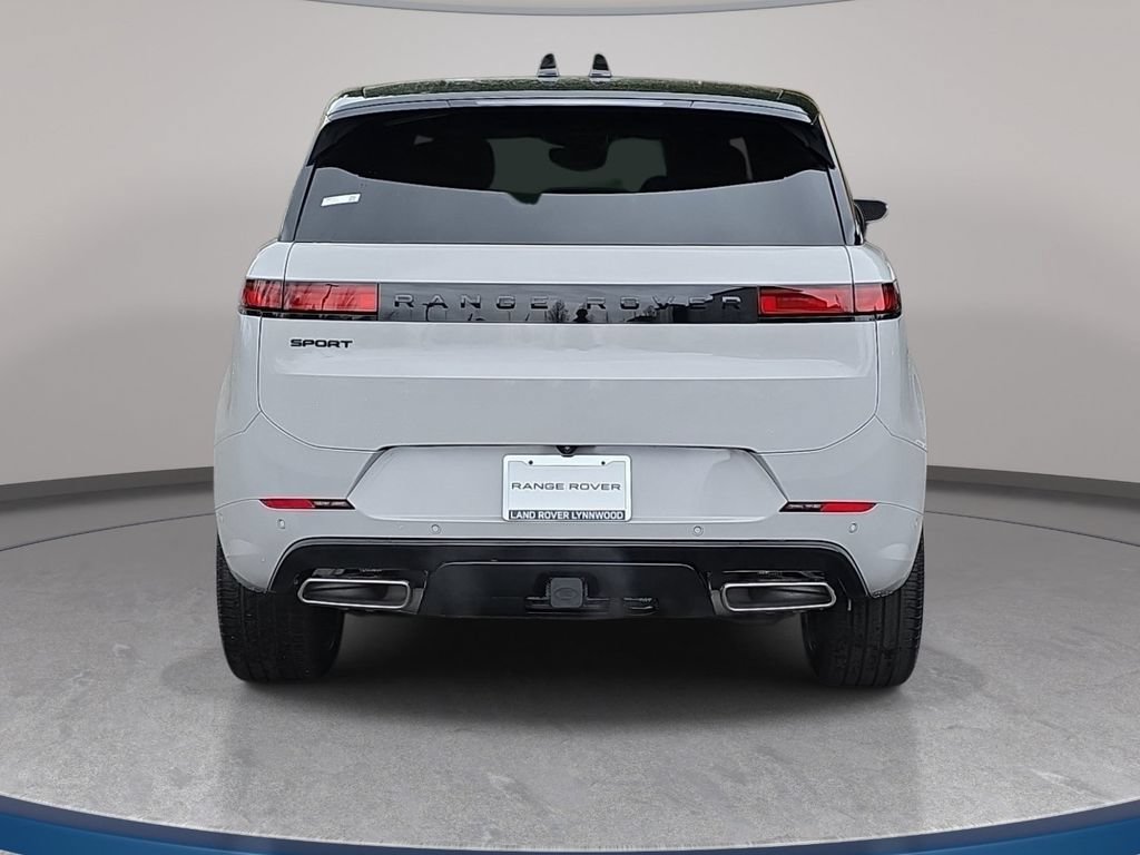 New 2025 Land Rover Range Rover Sport Dynamic SE AWD/4WD image 6