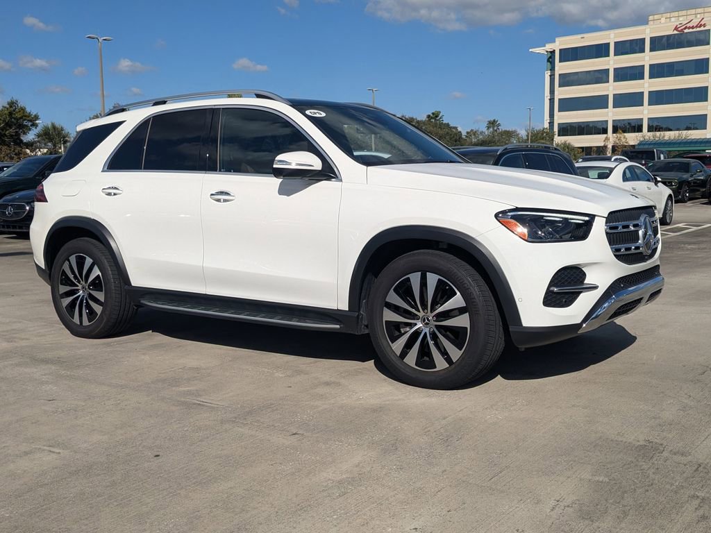 Used 2025 Mercedes-Benz GLE 450e 4MATIC image 1