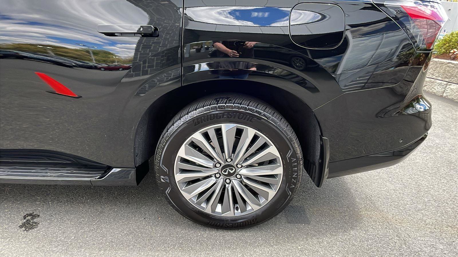 Used 2026 INFINITI QX80 Luxe AWD/4WD image 40
