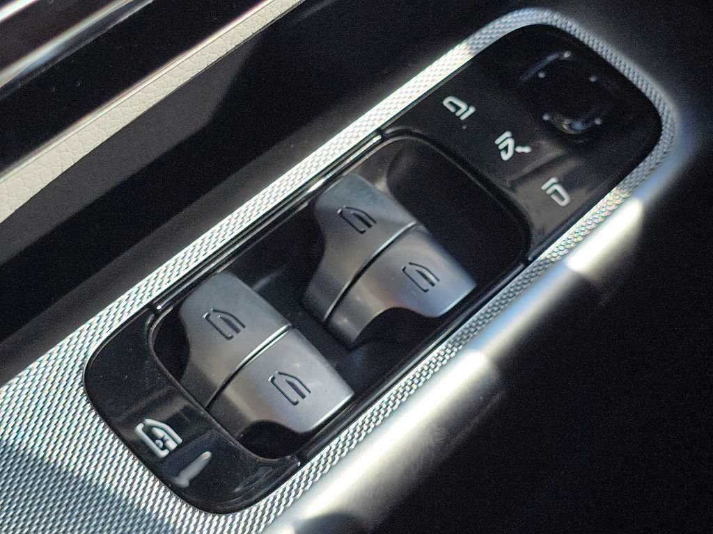 New 2027 Mercedes-Benz GLC 300 4MATIC image 27