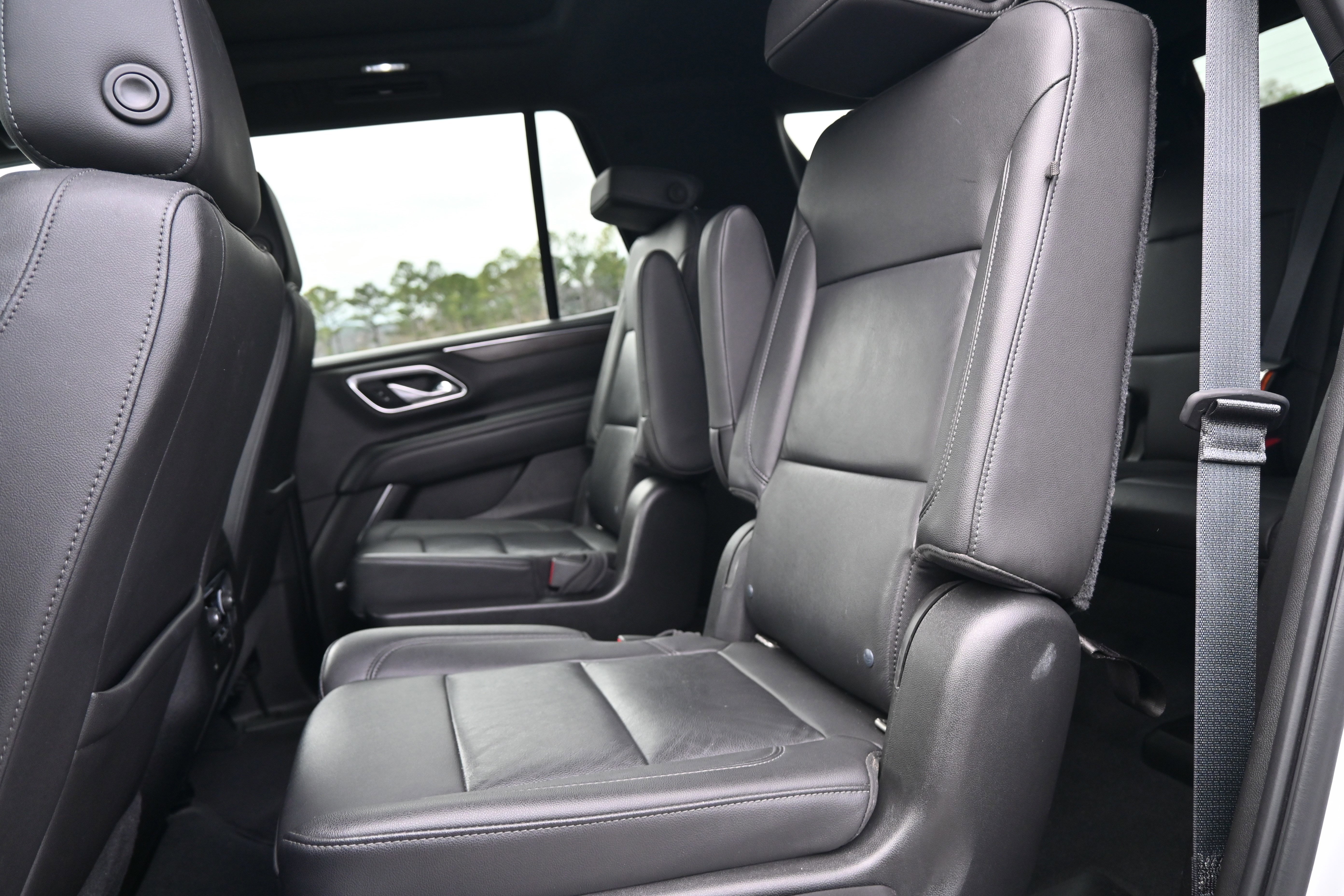 Used 2021 Chevrolet Tahoe LT w/ LT Signature Package image 30