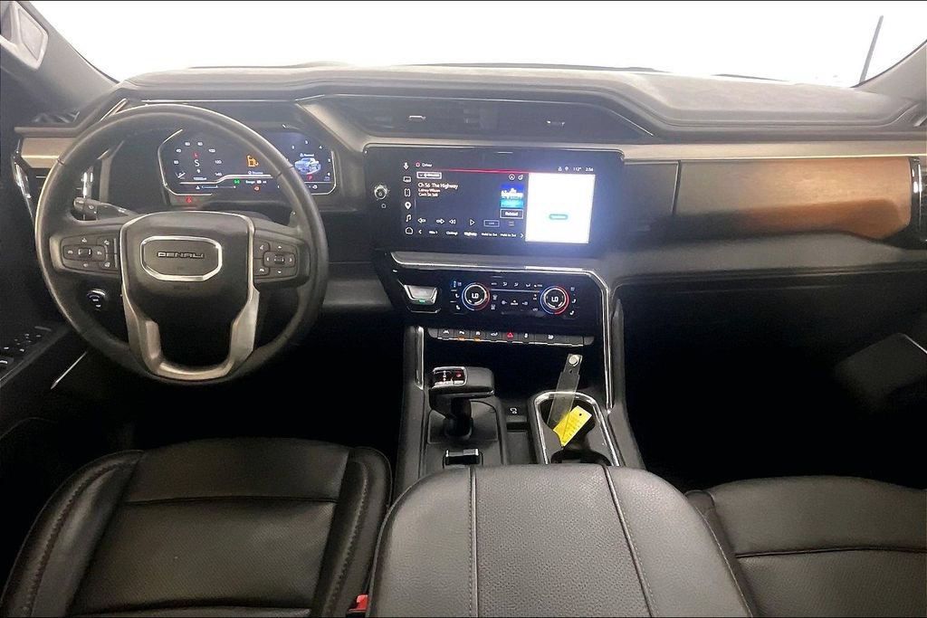 Used 2024 GMC Sierra 1500 Denali w/ Technology Package RWD image 18