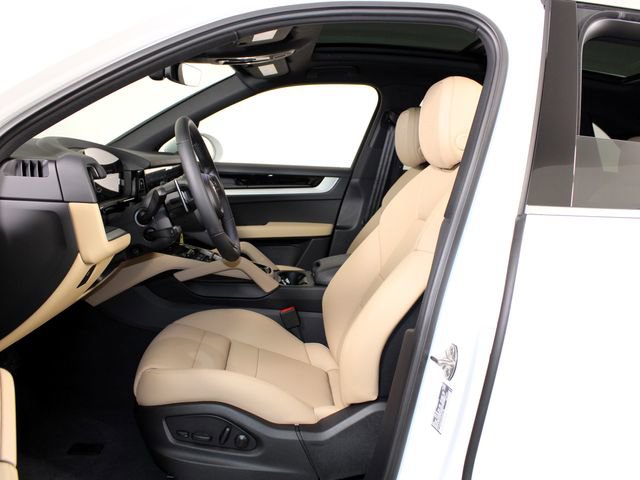 New 2026 Porsche Cayenne AWD/4WD image 5