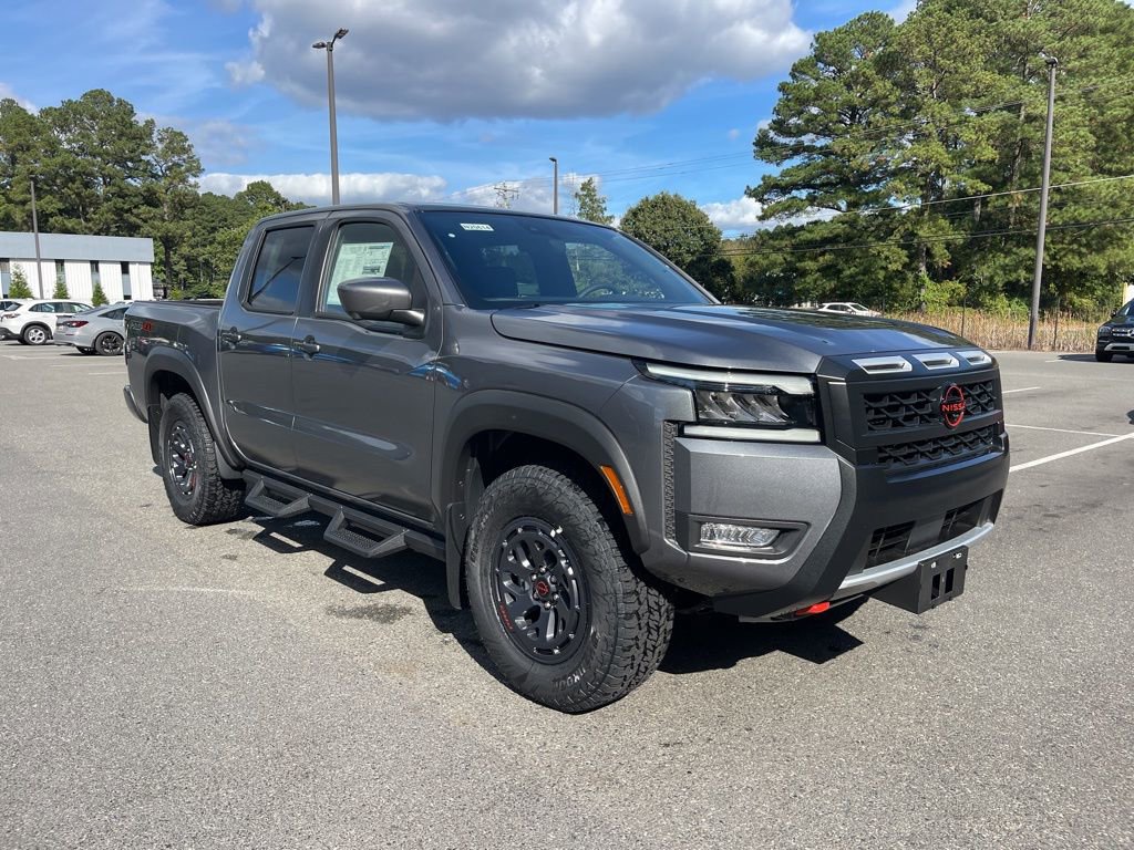 New 2026 Nissan Frontier PRO-4X w/ Pro-4x Convenience Package image 4