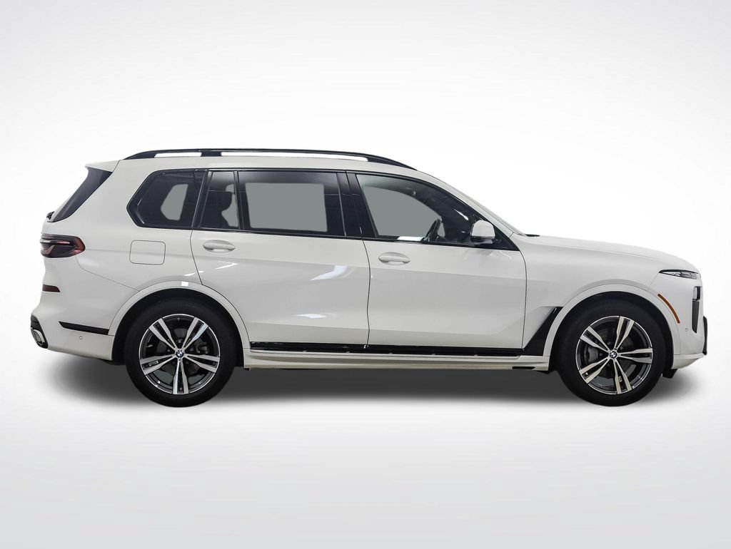 Certified 2026 BMW X7 xDrive40i AWD/4WD image 6