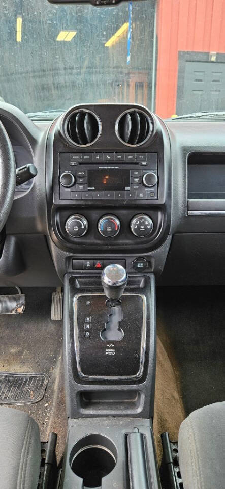 Used 2014 Jeep Patriot Sport w/ Power Value Group image 13