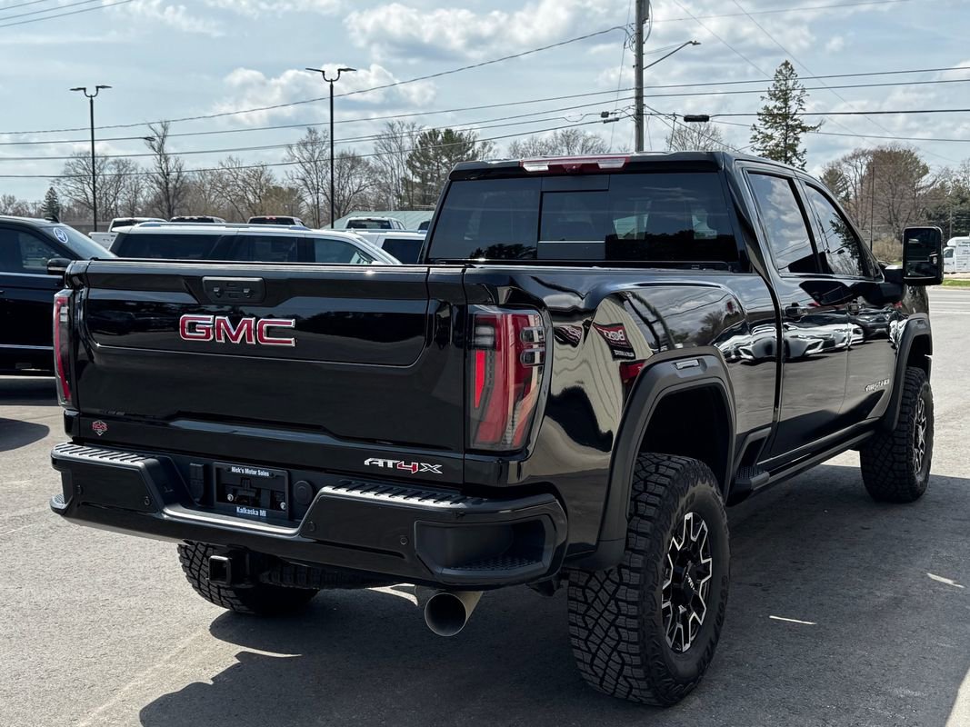 Used 2025 GMC Sierra 2500 AT4X AWD/4WD image 6