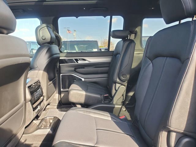 New 2026 Jeep Grand Wagoneer Limited image 15