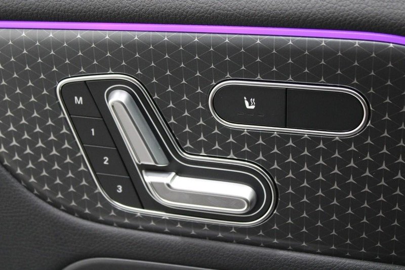 New 2025 Mercedes-Benz GLA 250 4MATIC image 10