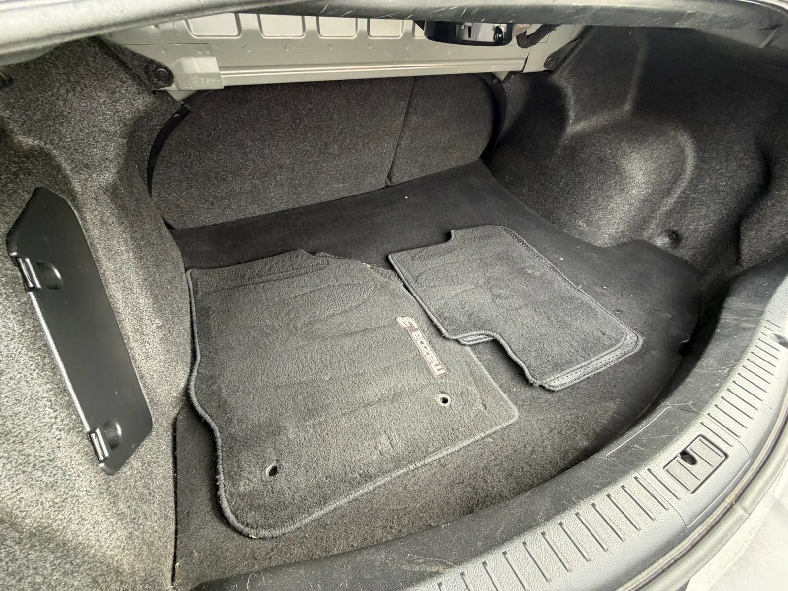 Used 2010 MAZDA MAZDA3 i Touring FWD image 11