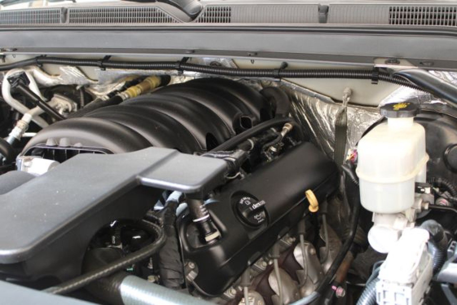 Used 2015 GMC Yukon XL SLT w/ Open Road Package image 29