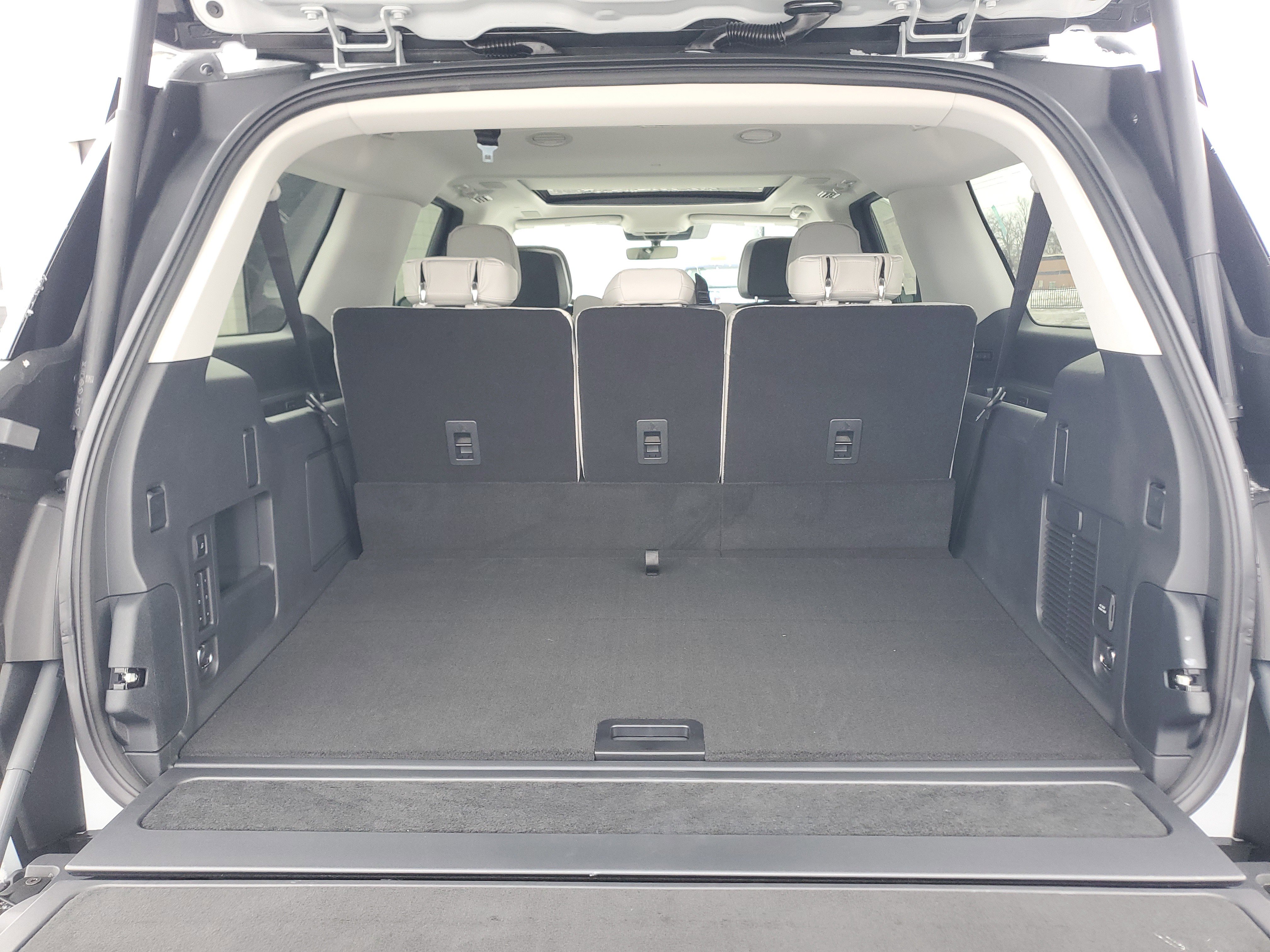 New 2026 Lincoln Navigator L Reserve w/ Jet Appearance Package image 32