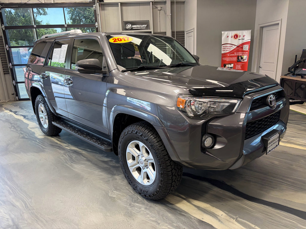 Used 2017 Toyota 4Runner SR5 AWD/4WD image 1