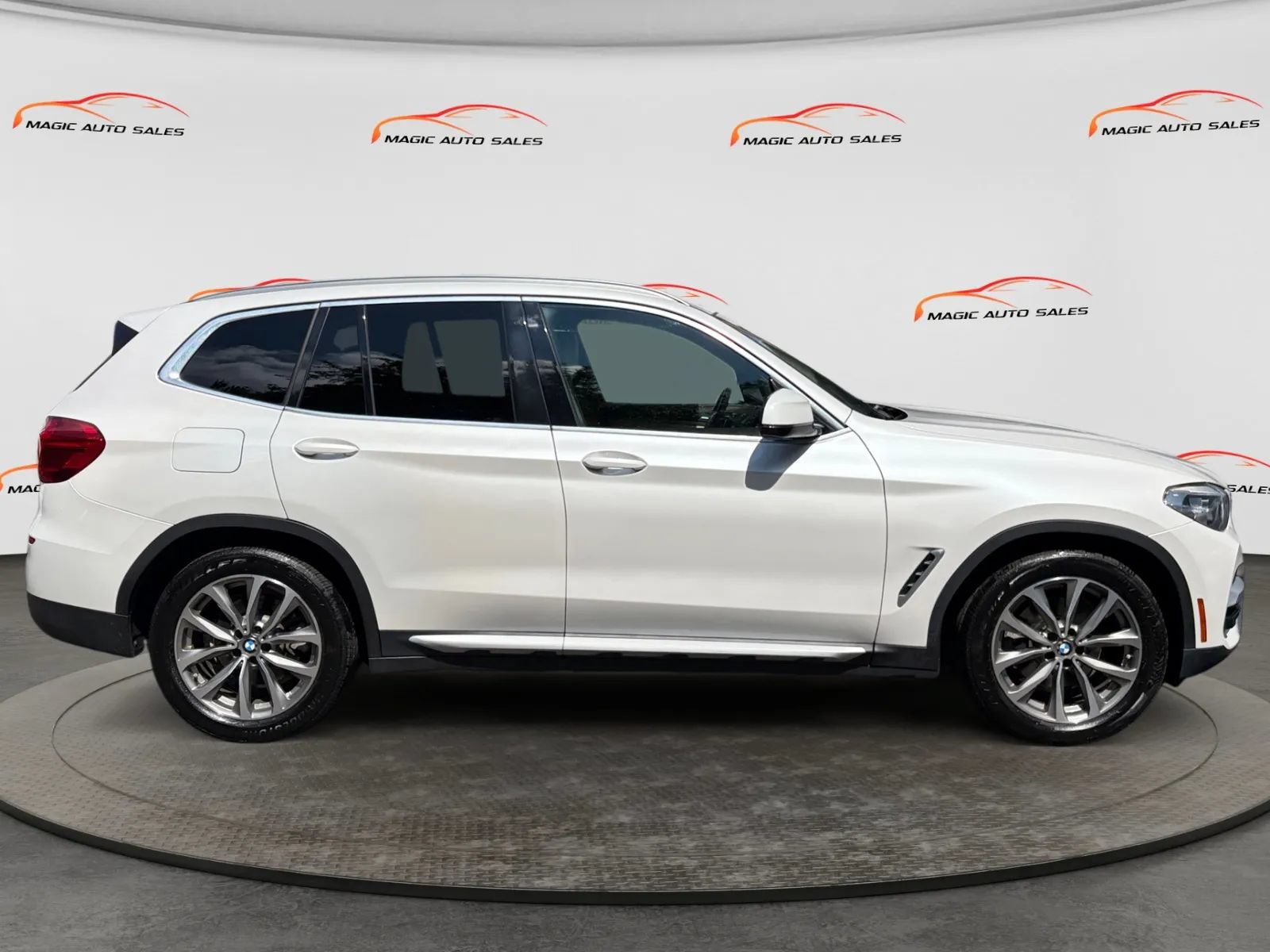 Used 2018 BMW X3 xDrive30i AWD/4WD image 6