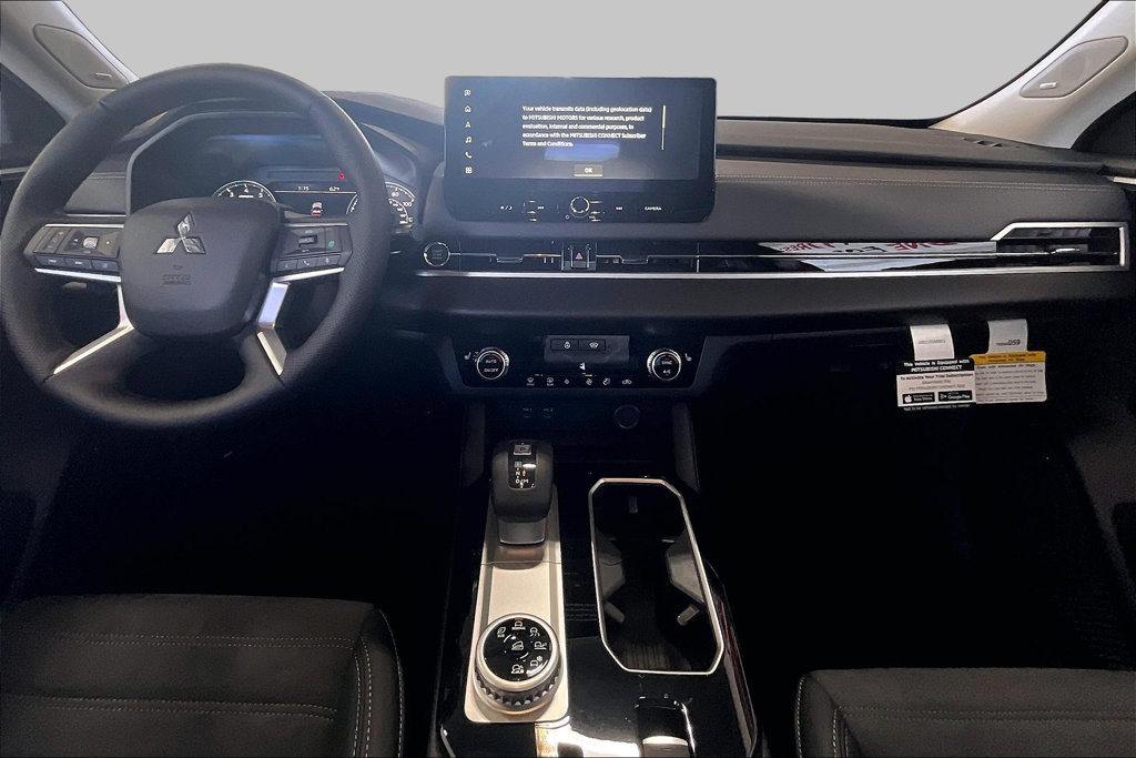 New 2026 Mitsubishi Outlander SE FWD image 5