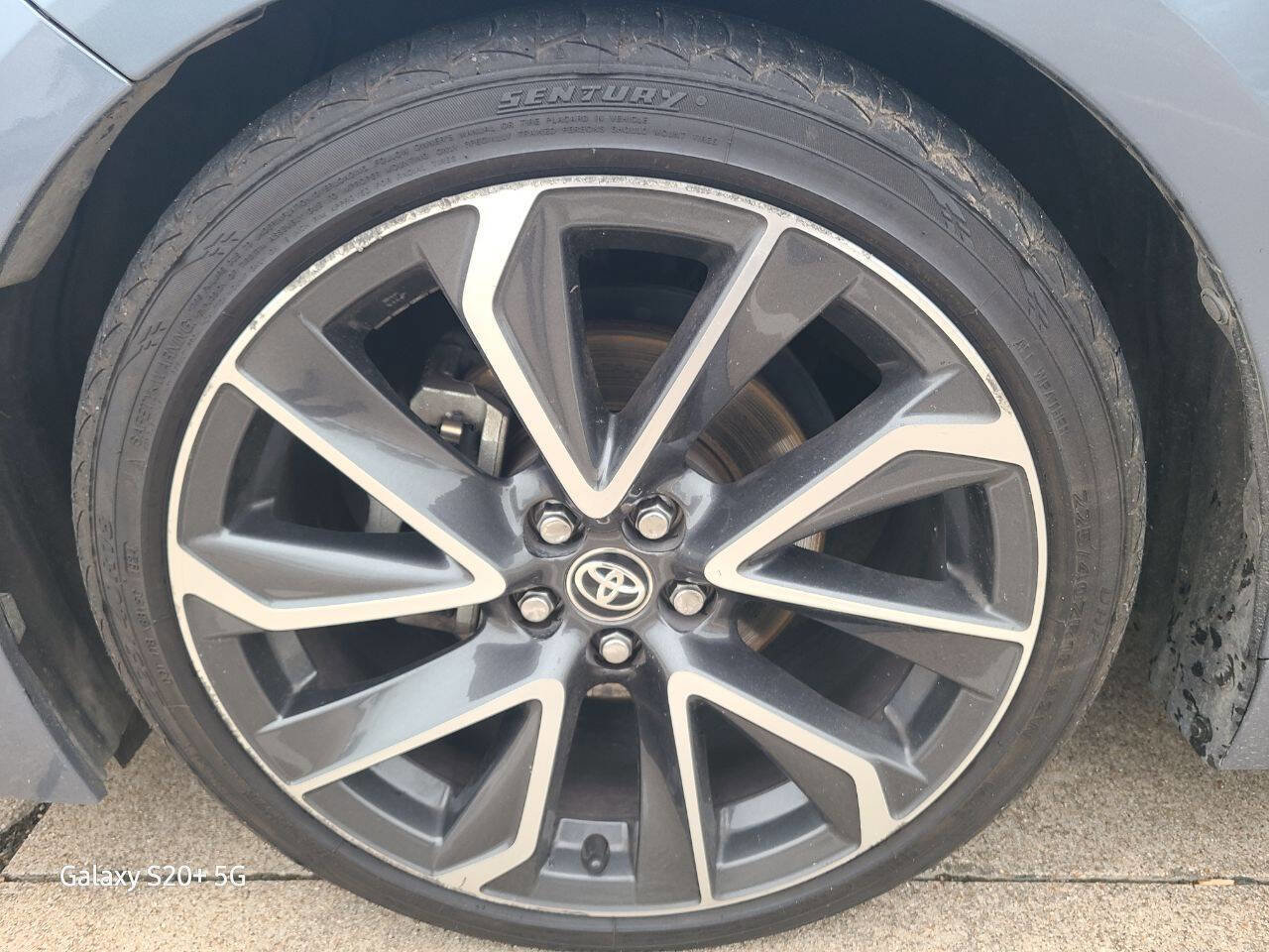 Used 2020 Toyota Corolla SE FWD image 29