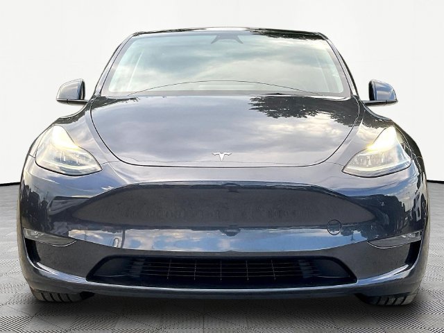 Used 2024 Tesla Model Y Performance AWD/4WD image 2