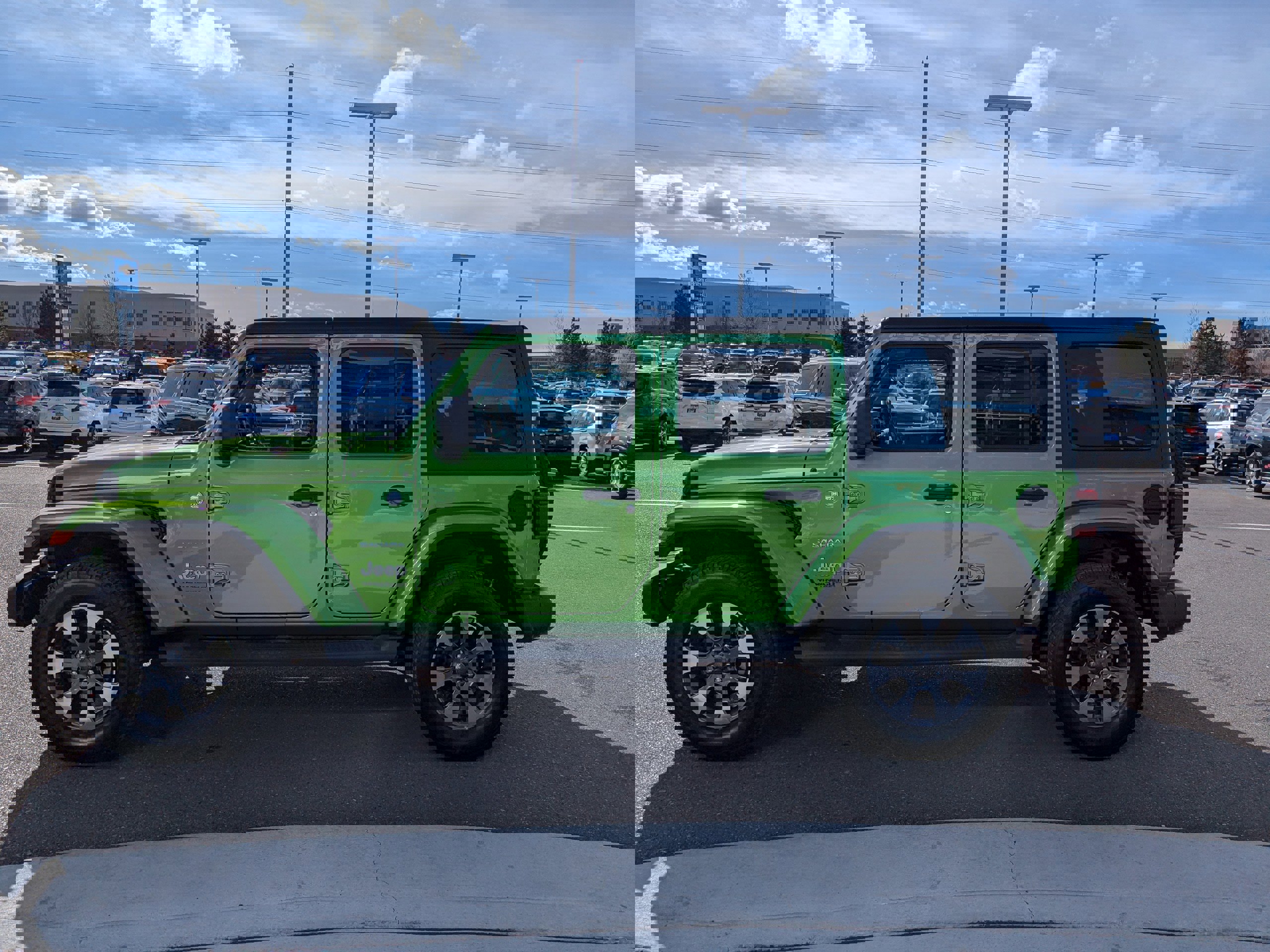 Used 2019 Jeep Wrangler Unlimited Sahara w/ Dual Top Group image 9