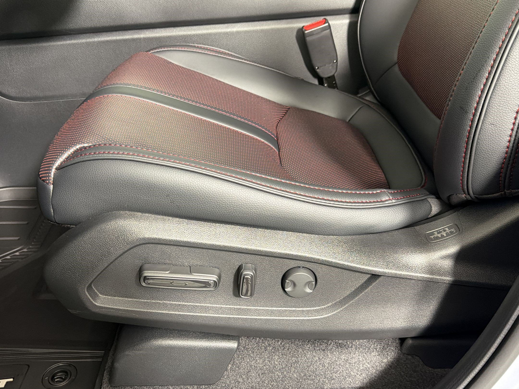 New 2026 Honda Pilot Black Edition image 14