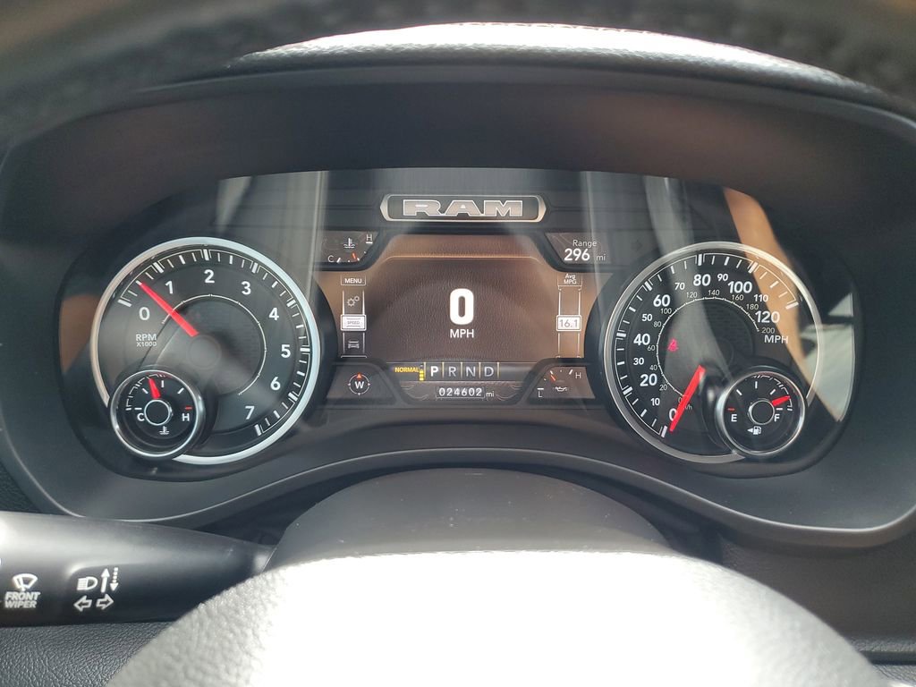 Used 2022 RAM 1500 Laramie AWD/4WD image 20