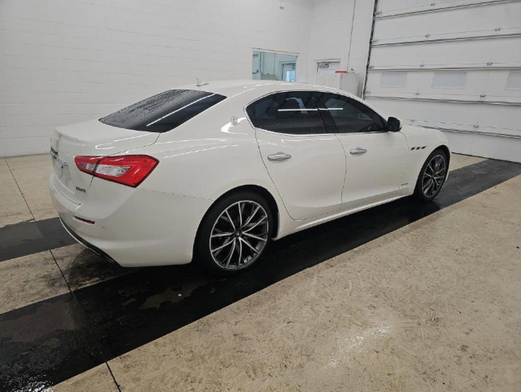 Used 2019 Maserati Ghibli S GranLusso image 4