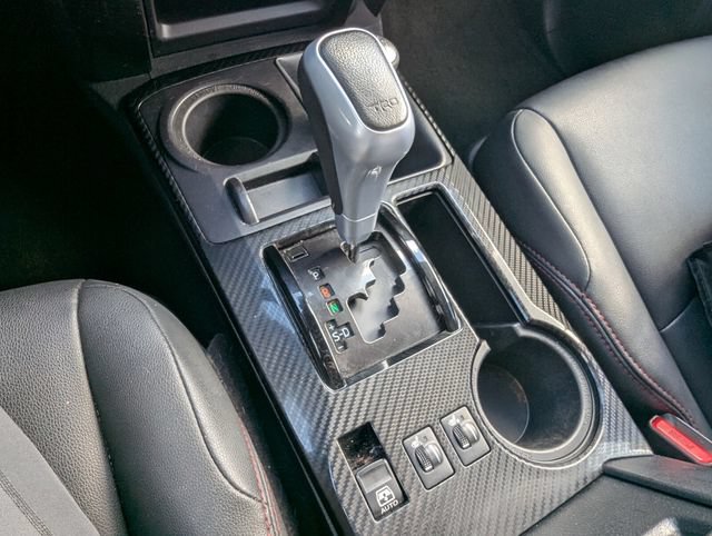Used 2022 Toyota 4Runner TRD Off-Road Premium AWD/4WD image 26