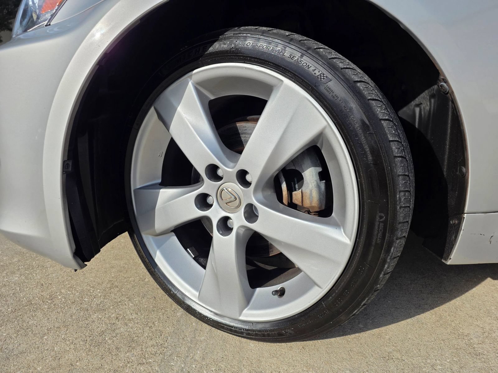 Used 2012 Lexus IS 250C w/ Luxury Pkg RWD image 17