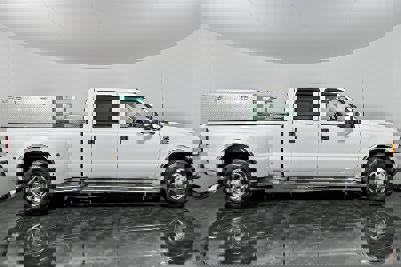 Used 2000 Ford F350 Lariat image 12