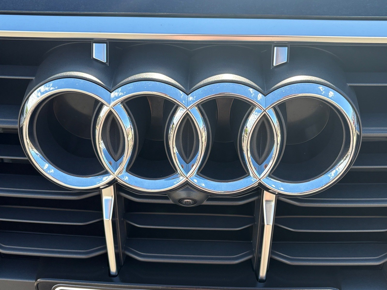 Used 2023 Audi Q7 2.0T Premium w/ Convenience Package AWD/4WD image 10