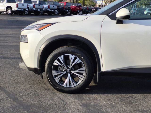 Used 2023 Nissan Rogue SV FWD image 23