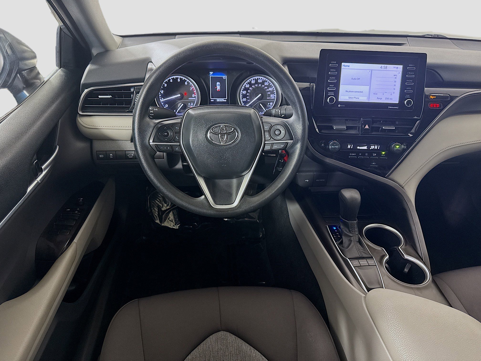 Used 2024 Toyota Camry LE image 17