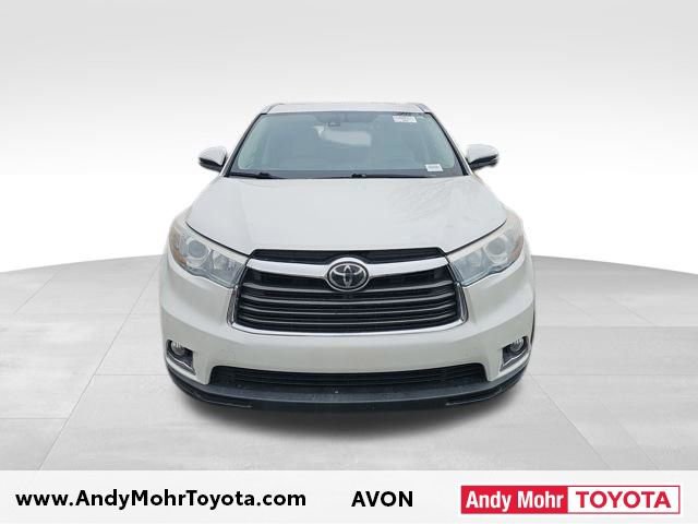 Used 2014 Toyota Highlander Limited w/ Driver Technology Package FWD image 3