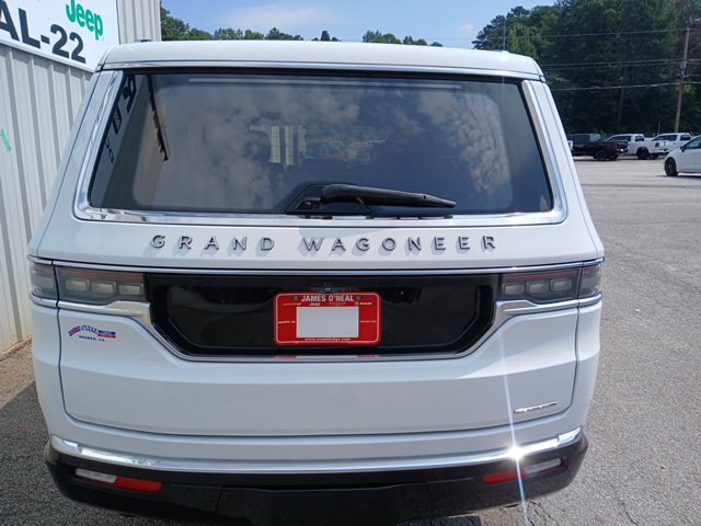 Used 2024 Jeep Grand Wagoneer Series III w/ Rear Seat Video Group 1 AWD/4WD image 4