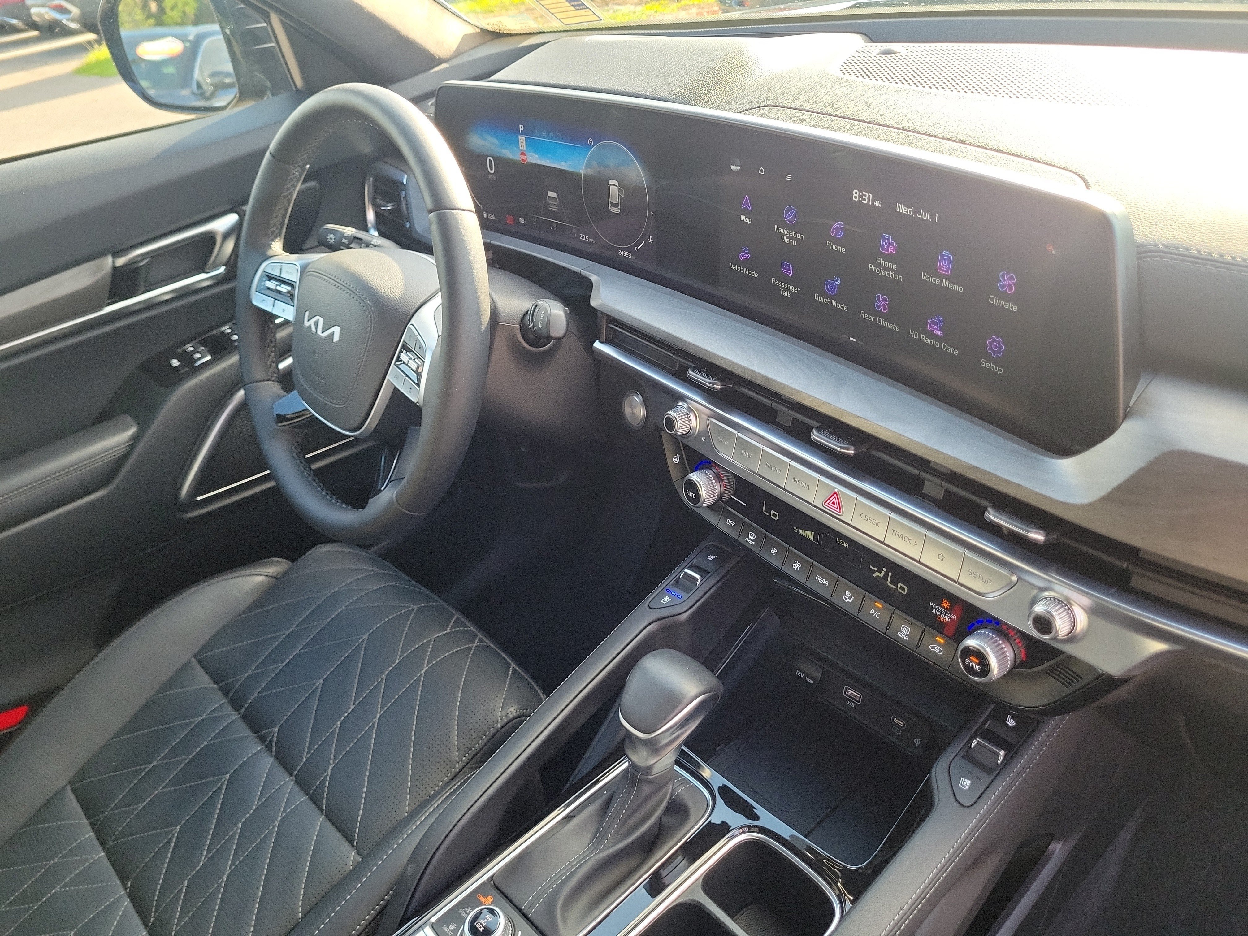 Certified 2025 Kia Telluride SX Prestige X-Line AWD/4WD image 8