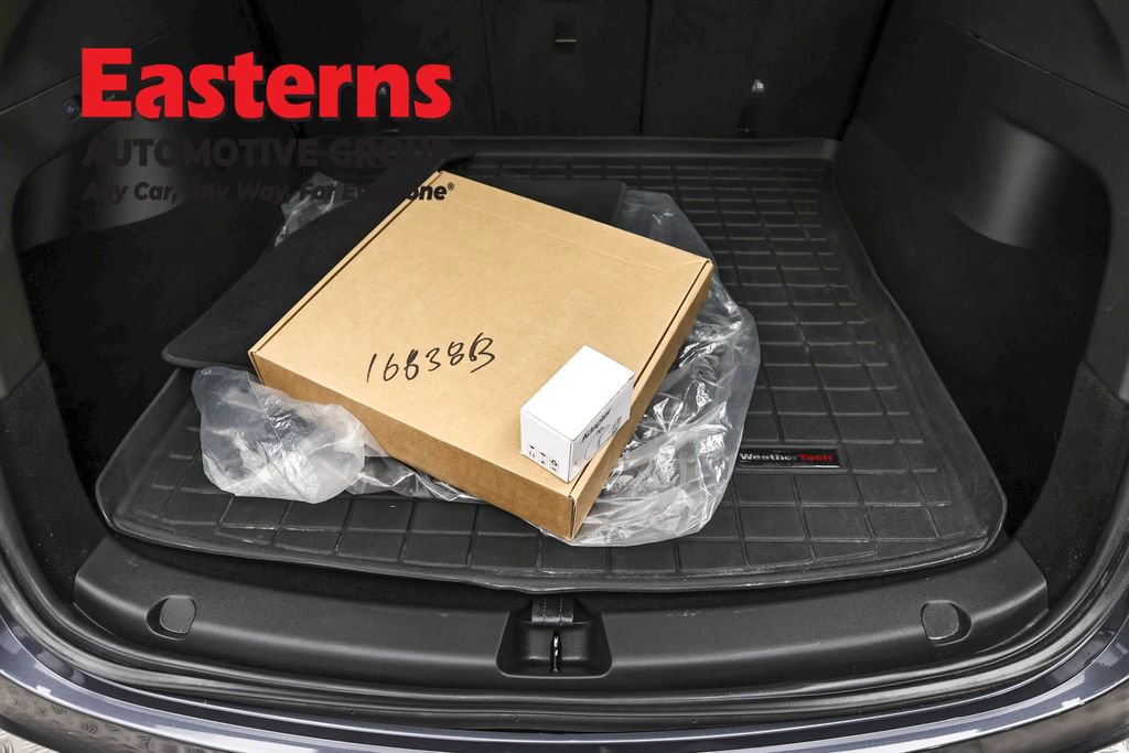 Used 2021 Tesla Model Y Performance image 9