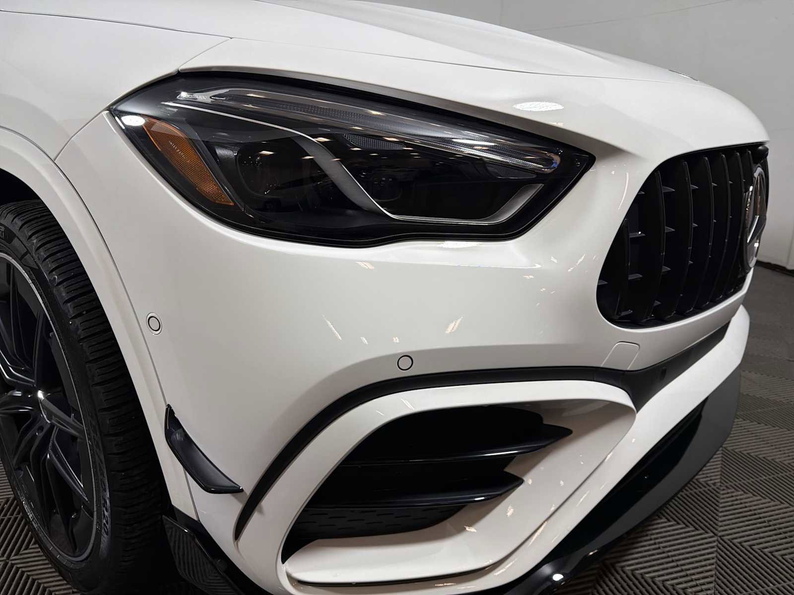 Used 2025 Mercedes-Benz GLA 35 AMG 4MATIC image 24