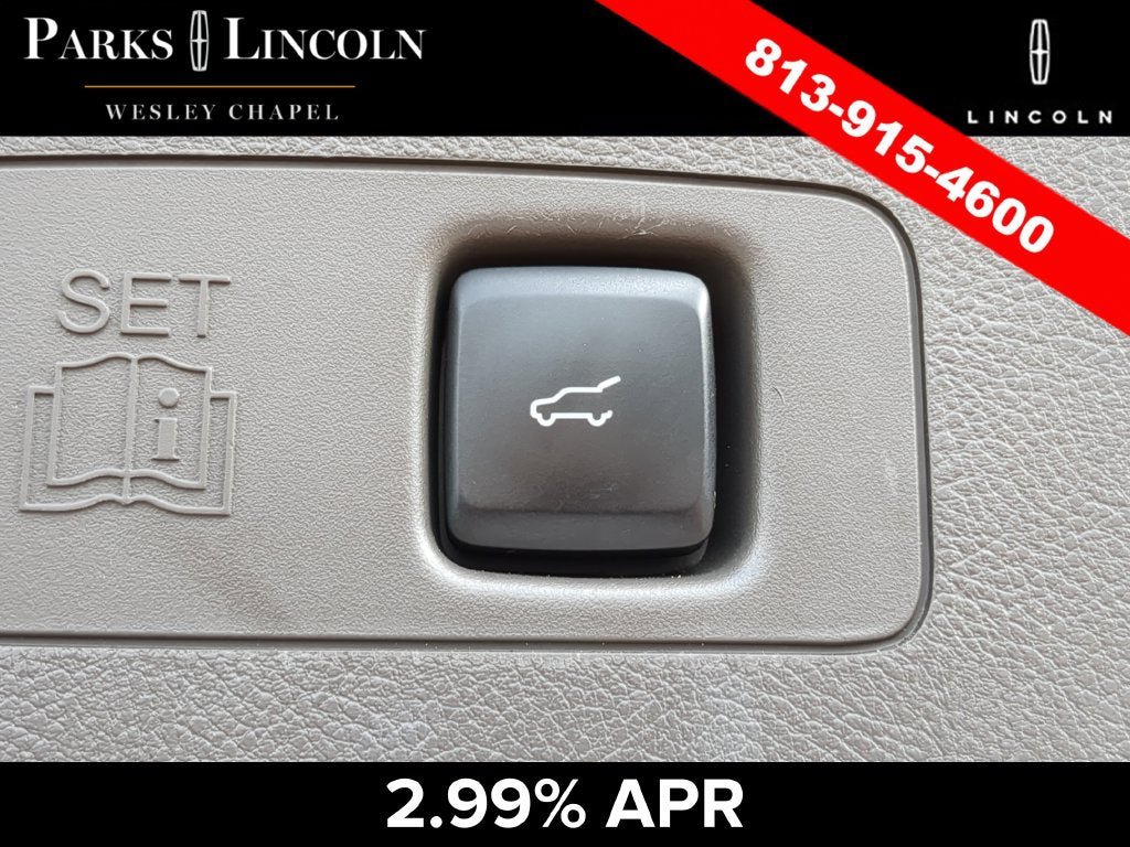 Certified 2023 Lincoln Corsair FWD image 9
