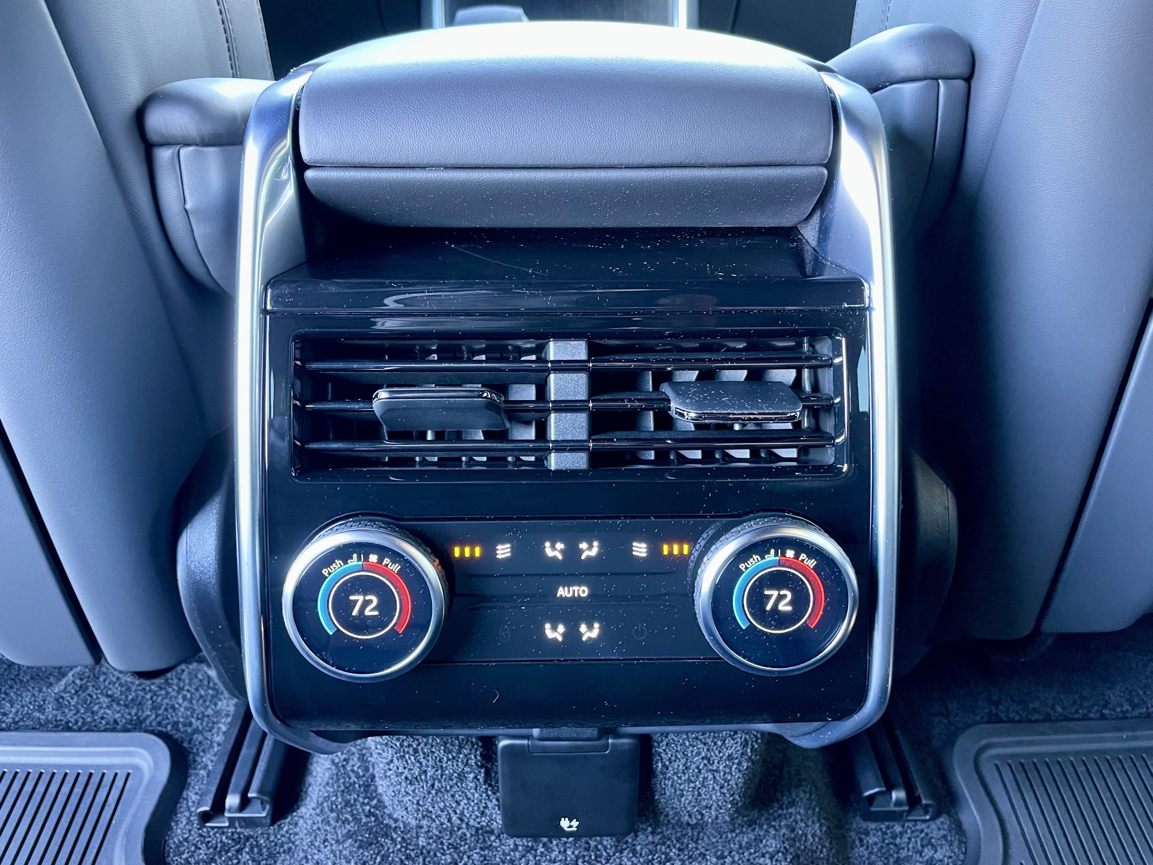 New 2026 Land Rover Range Rover SE AWD/4WD image 26