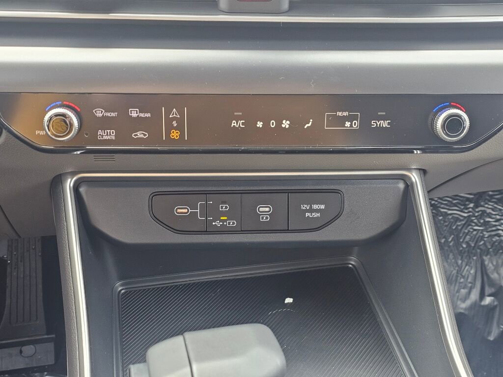 New 2026 Kia Carnival image 16