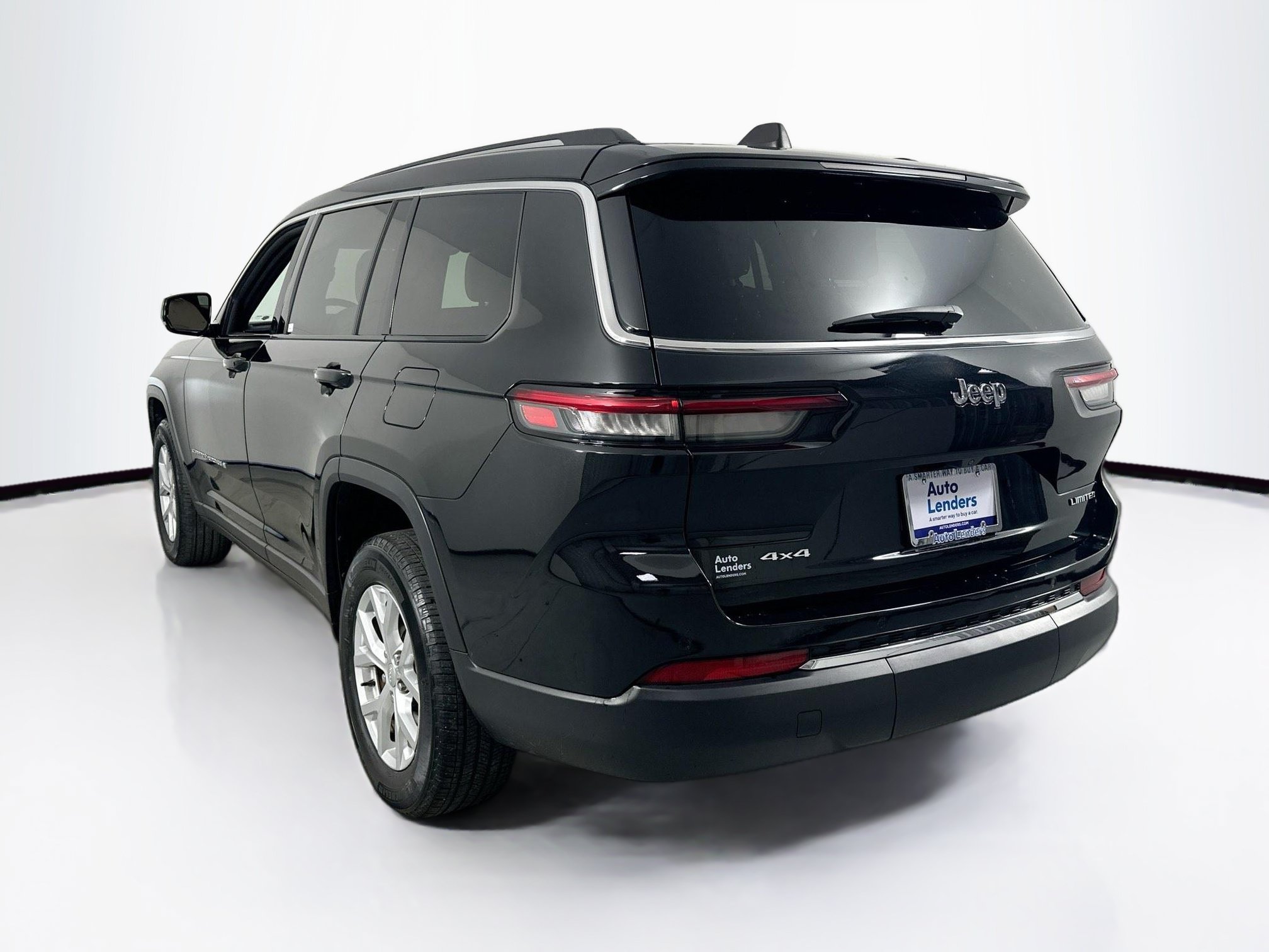 Used 2023 Jeep Grand Cherokee L Limited AWD/4WD image 7