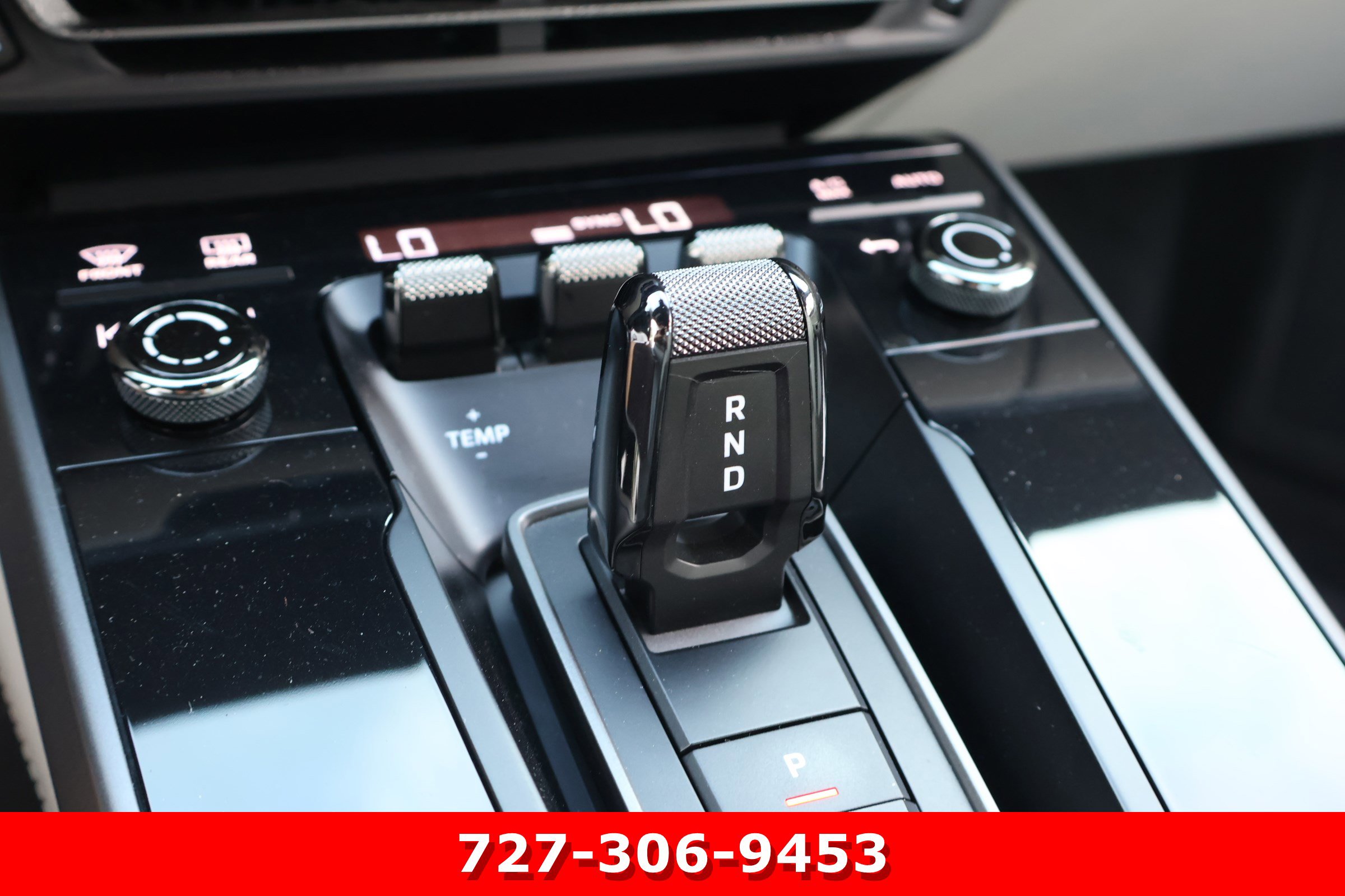 Used 2020 Porsche 911 Cabriolet image 24