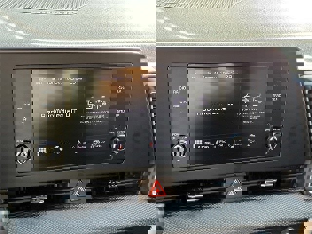 Used 2024 Kia Sportage LX image 16