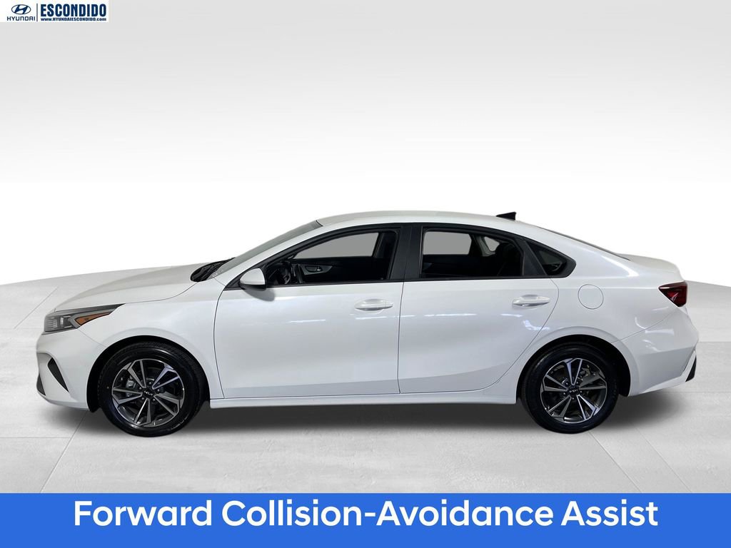 Used 2024 Kia Forte LXS FWD image 2